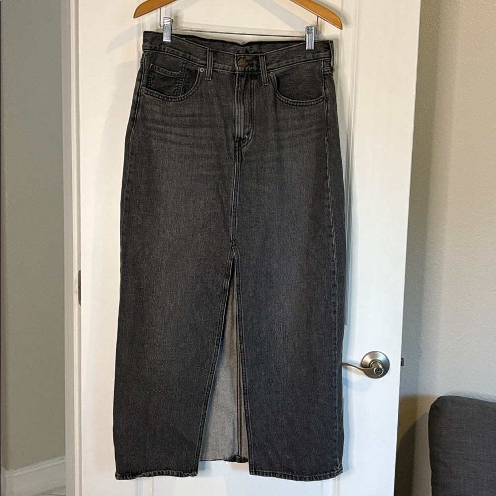 Levi's Ankle Column Denim Skirt Front Slit Black Gray Size 30 - Picture 3 of 17